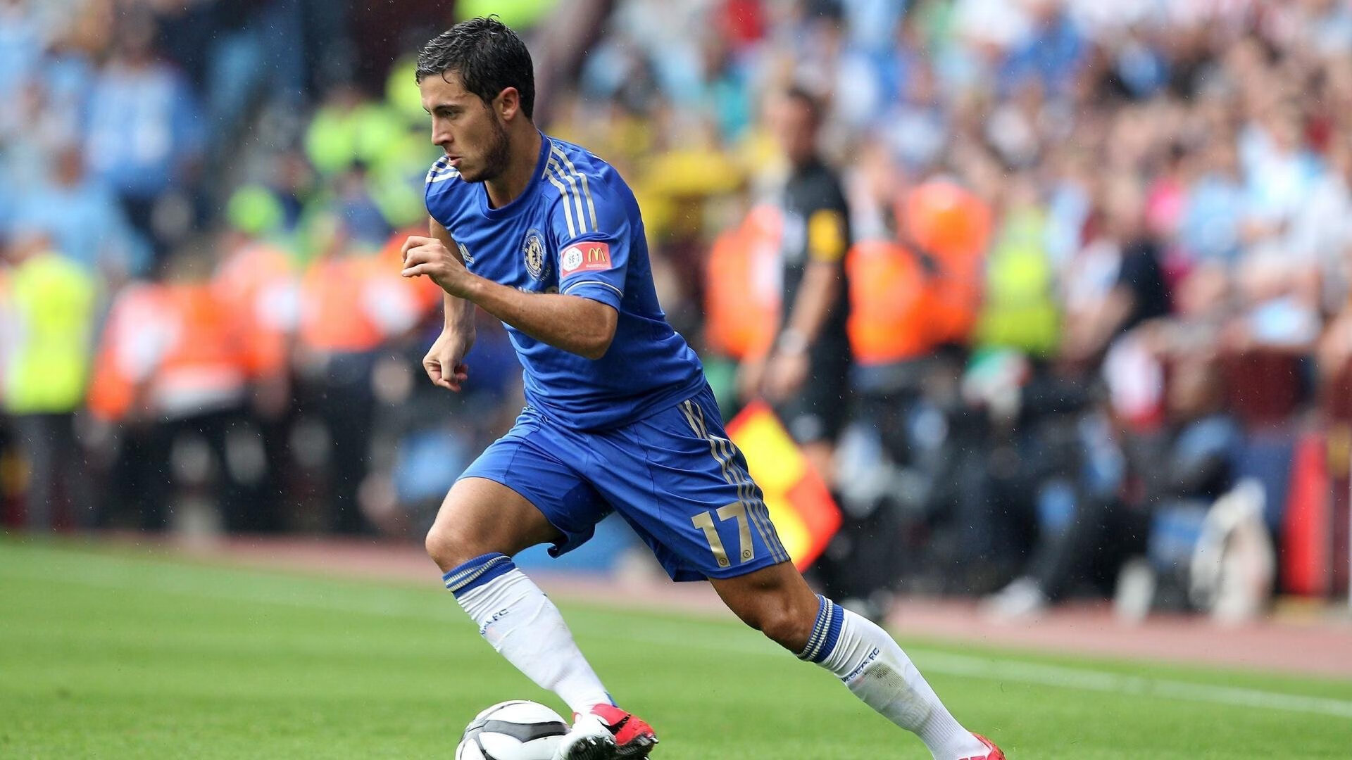 开云体育下载-舞台中央的英格拉姆，当深圳的逆袭照亮NBA的聚光灯